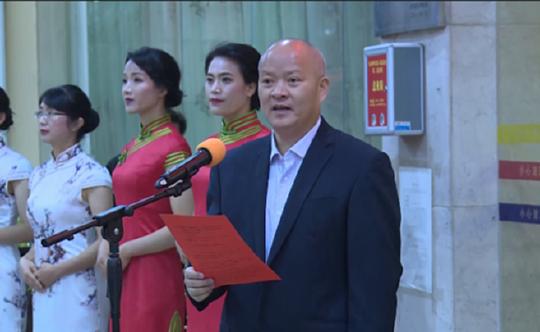 上海政法学院文山州政法干警教育培训基地揭牌暨图书捐赠仪式举行